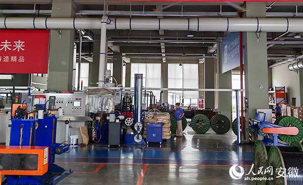 環(huán)瑞電熱工廠。 人民網(wǎng) 丁紀(jì)攝